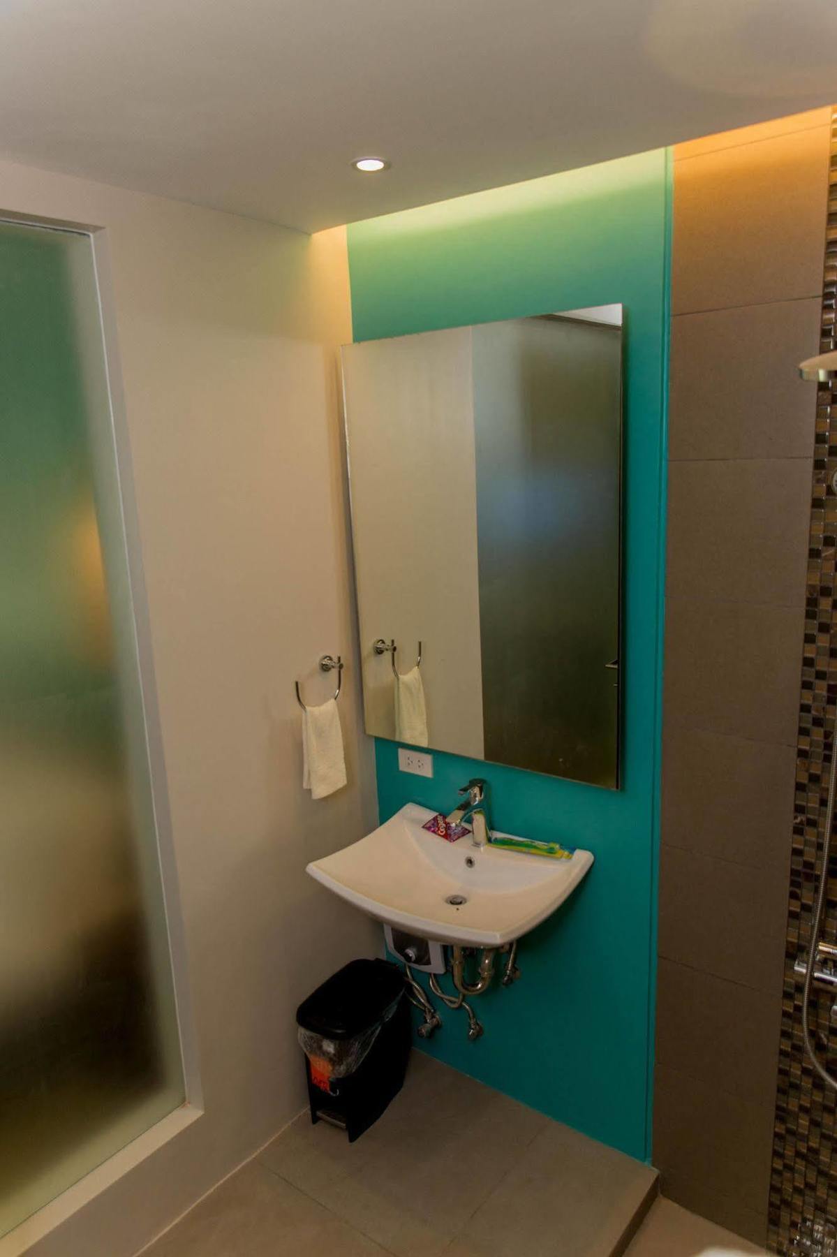 Karancho Beach House Lapu-Lapu City Esterno foto